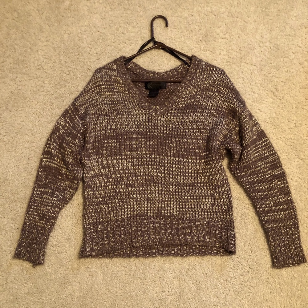 Women’s sweater